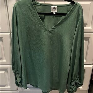 ivy jane Olive V-Neck Ruched Sleeve Blouse